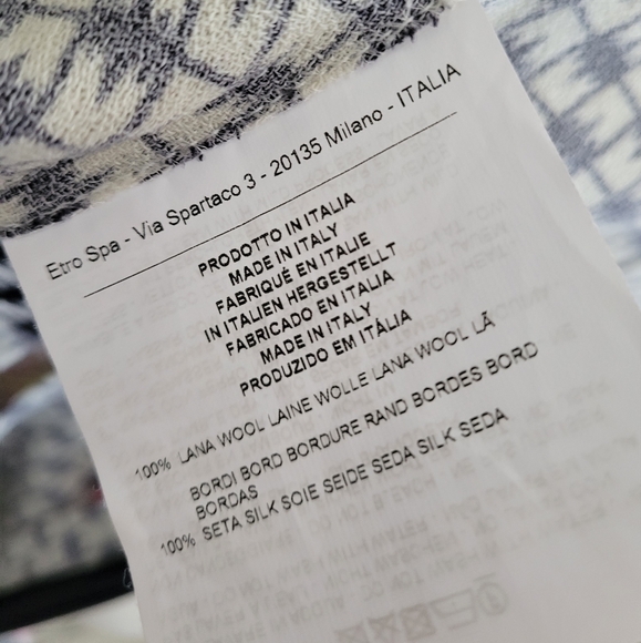 ETRO black, white and colourful patterned pleated dress - Picture 8 of 9